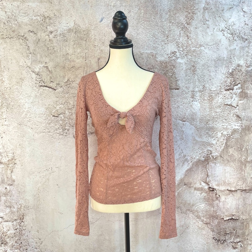 Free people long sleeves dusty pink top